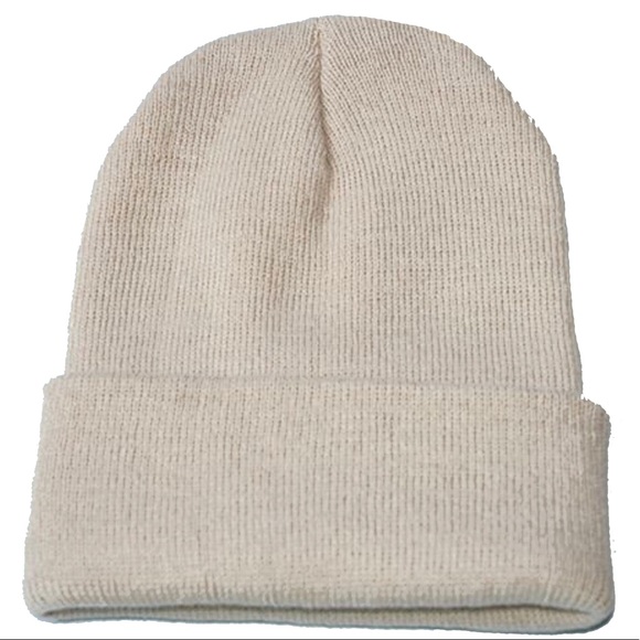 Creamy beige Beanie Took Winter Hat New - Picture 2 of 4
